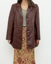 Load image into Gallery viewer, Vintage x Made in Hong Kong x Burgundy Leather Coat (S, M)