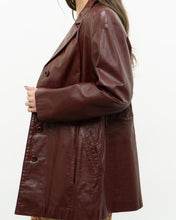 Load image into Gallery viewer, Vintage x Made in Hong Kong x Burgundy Leather Coat (S, M)