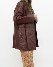 Load image into Gallery viewer, Vintage x Made in Hong Kong x Burgundy Leather Coat (S, M)