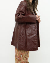 Load image into Gallery viewer, Vintage x Made in Hong Kong x Burgundy Leather Coat (S, M)