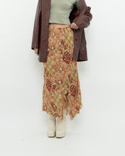 Load image into Gallery viewer, Vintage x Made in Canada x Tan Floral Skirt (M, L)