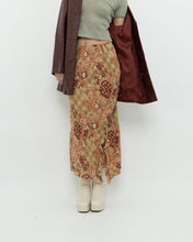 Load image into Gallery viewer, Vintage x Made in Canada x Tan Floral Skirt (M, L)