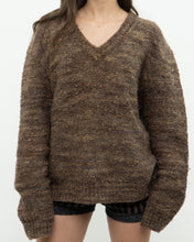 Load image into Gallery viewer, Vintage x Made in Hong Kong x Brown Pure Wool Knit Sweater (S-XL)