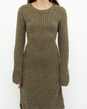 Load image into Gallery viewer, Vintage x Olive Green Knit Midi Dress (XS, S)