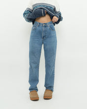 Load image into Gallery viewer, Vintage x Lightwash Denim (M)