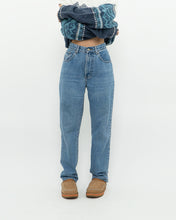 Load image into Gallery viewer, Vintage x Lightwash Denim (M)