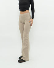 Load image into Gallery viewer, Vintage x Beige Flared Low-rise Pant (XS)