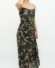 Load image into Gallery viewer, Vintage x Made in Canada x Camo Dress (S, M)