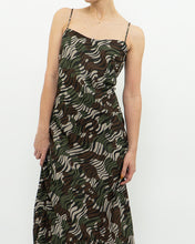 Load image into Gallery viewer, Vintage x Made in Canada x Camo Dress (S, M)