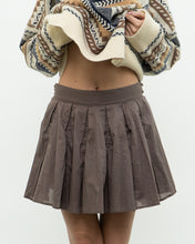 Load image into Gallery viewer, Vintage x FCUK Taupe Pleated Skirt (S, M)