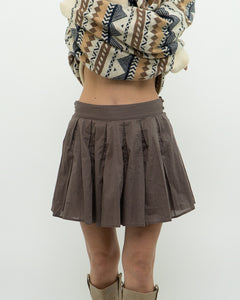 Vintage x FCUK Taupe Pleated Skirt (S, M)