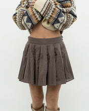 Load image into Gallery viewer, Vintage x FCUK Taupe Pleated Skirt (S, M)