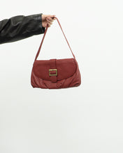 Load image into Gallery viewer, Vintage x Red Pebble Leather Purse