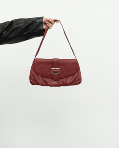 Vintage x Red Pebble Leather Purse