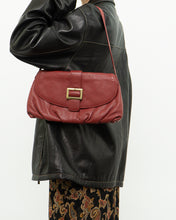 Load image into Gallery viewer, Vintage x Red Pebble Leather Purse