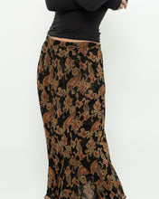 Load image into Gallery viewer, Reversible Floral And Paisley Sheer Skirt