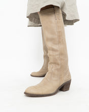 Load image into Gallery viewer, Vintage x GUESS Faded Beige Leather Boots (7.5, 8)