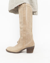 Load image into Gallery viewer, Vintage x GUESS Faded Beige Leather Boots (7.5, 8)