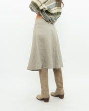 Load image into Gallery viewer, Vintage x Beige Linen Belted Skirt (S, M)