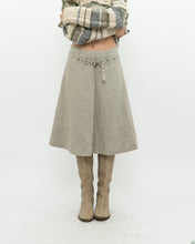 Load image into Gallery viewer, Vintage x Beige Linen Belted Skirt (S, M)