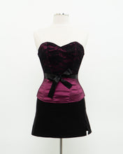 Load image into Gallery viewer, Vintage x Shiny Magenta Black Strapless Corset (XS, S)