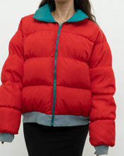 Load image into Gallery viewer, Vintage x Made in Korea x COLOMBIA Reversible Teal &amp; Red Puffer Jacket (M-XL)