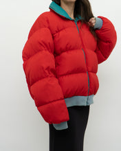 Load image into Gallery viewer, Vintage x Made in Korea x COLOMBIA Reversible Teal &amp; Red Puffer Jacket (M-XL)