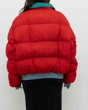 Load image into Gallery viewer, Vintage x Made in Korea x COLOMBIA Reversible Teal &amp; Red Puffer Jacket (M-XL)