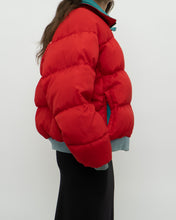 Load image into Gallery viewer, Vintage x Made in Korea x COLOMBIA Reversible Teal &amp; Red Puffer Jacket (M-XL)