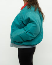 Load image into Gallery viewer, Vintage x Made in Korea x COLOMBIA Reversible Teal &amp; Red Puffer Jacket (M-XL)