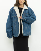 Load image into Gallery viewer, Vintage x Made in Canada x WRANGLER Fleece Lined Denim Jacket (S-L)