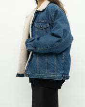 Load image into Gallery viewer, Vintage x Made in Canada x WRANGLER Fleece Lined Denim Jacket (S-L)