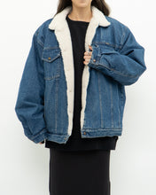 Load image into Gallery viewer, Vintage x Made in Canada x WRANGLER Fleece Lined Denim Jacket (S-L)