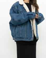 Load image into Gallery viewer, Vintage x Made in Canada x WRANGLER Fleece Lined Denim Jacket (S-L)