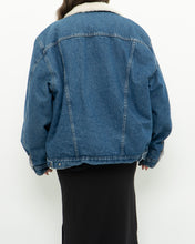 Load image into Gallery viewer, Vintage x Made in Canada x WRANGLER Fleece Lined Denim Jacket (S-L)