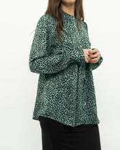 Load image into Gallery viewer, EQUIPMENT x Green Cheetah Blouse (XS, S)