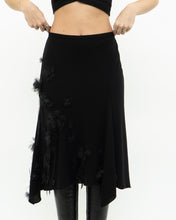 Load image into Gallery viewer, Vintage x Black 3D Floral Midi Skirt (S, M)