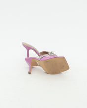 Load image into Gallery viewer, STEVE MADDEN x Pink Irridescent Heels (6.5)