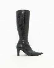 Load image into Gallery viewer, FIORETTO MARIE x Made In Japan x Tall Leather Boots (6)