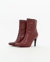 Load image into Gallery viewer, Vintage x Nine West Burgundy Leather Heeled Boots (7.5, 8)