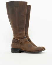 Load image into Gallery viewer, Vintage x Tall Brown Leather Boots (8-8.5W)