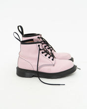 Load image into Gallery viewer, DOC MARTENS x Pink Original Boots (7)