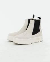 Load image into Gallery viewer, PUMA x Suede Platform Slip On Boots (7.5, 8)