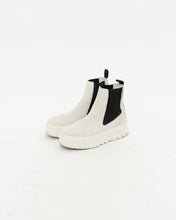 Load image into Gallery viewer, PUMA x Suede Platform Slip On Boots (7.5, 8)