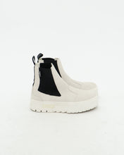 Load image into Gallery viewer, PUMA x Suede Platform Slip On Boots (7.5, 8)