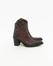 Load image into Gallery viewer, EMANUELE CRASTO x Distressed Purple Leather Western Boots (10)