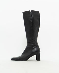 Vintage x Tall Black Leather Boots (8)