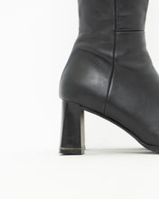 Load image into Gallery viewer, Vintage x Tall Black Leather Boots (8)