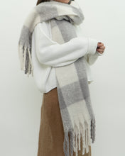 Load image into Gallery viewer, Modern x Ultra Soft White, Purple Scarf