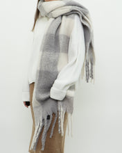 Load image into Gallery viewer, Modern x Ultra Soft White, Purple Scarf